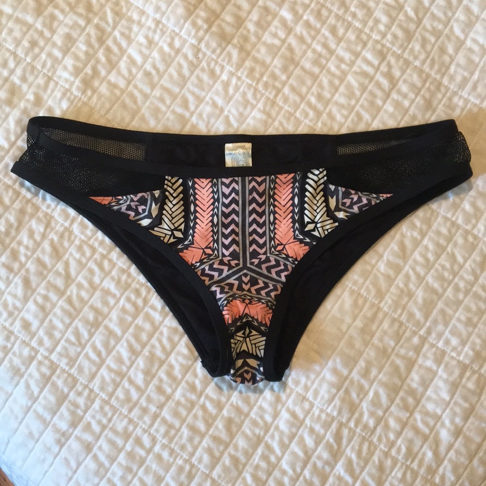 Rip curl bikini bottom.